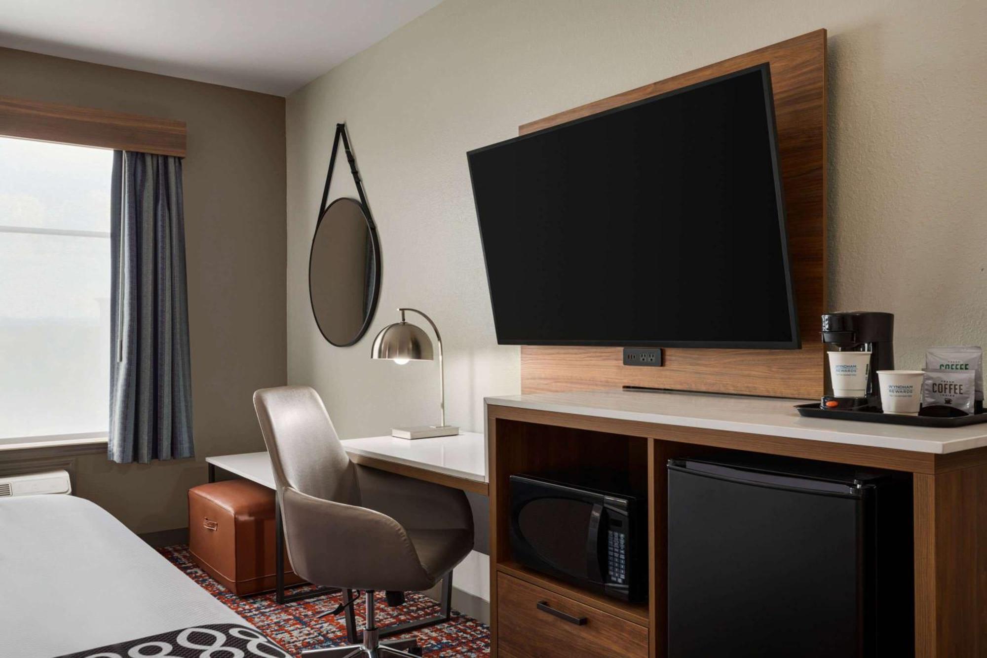 La Quinta By Wyndham Oxford - Anniston Hotel Buitenkant foto