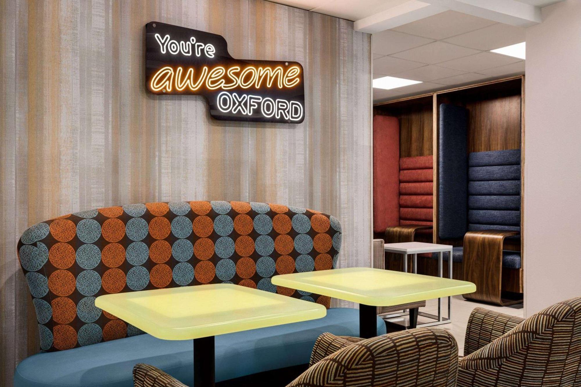 La Quinta By Wyndham Oxford - Anniston Hotel Buitenkant foto